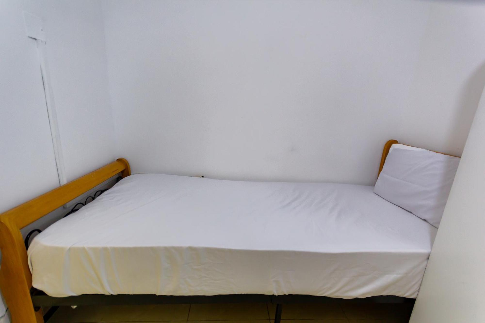 Budget Rooms With Private Bathroom For 'Girls' Only In Dubai, Marina Eksteriør billede