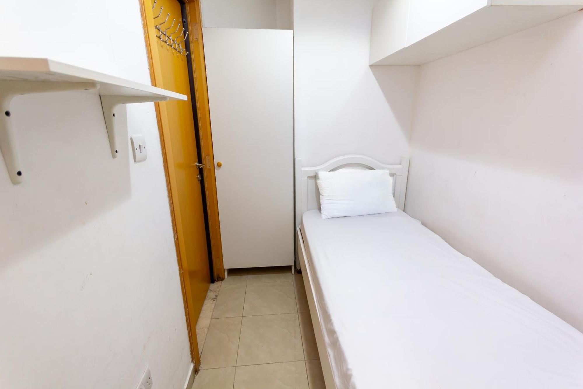 Budget Rooms With Private Bathroom For 'Girls' Only In Dubai, Marina Eksteriør billede