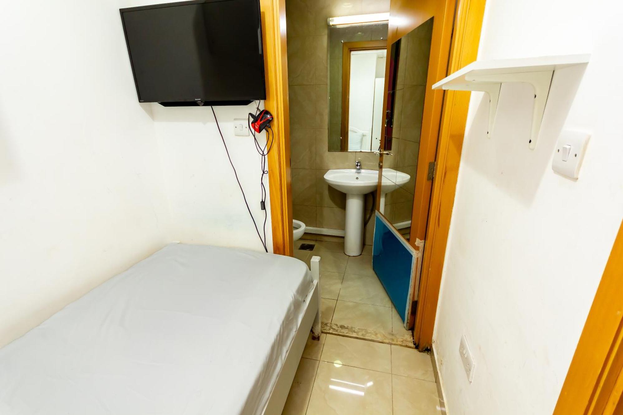 Budget Rooms With Private Bathroom For 'Girls' Only In Dubai, Marina Eksteriør billede